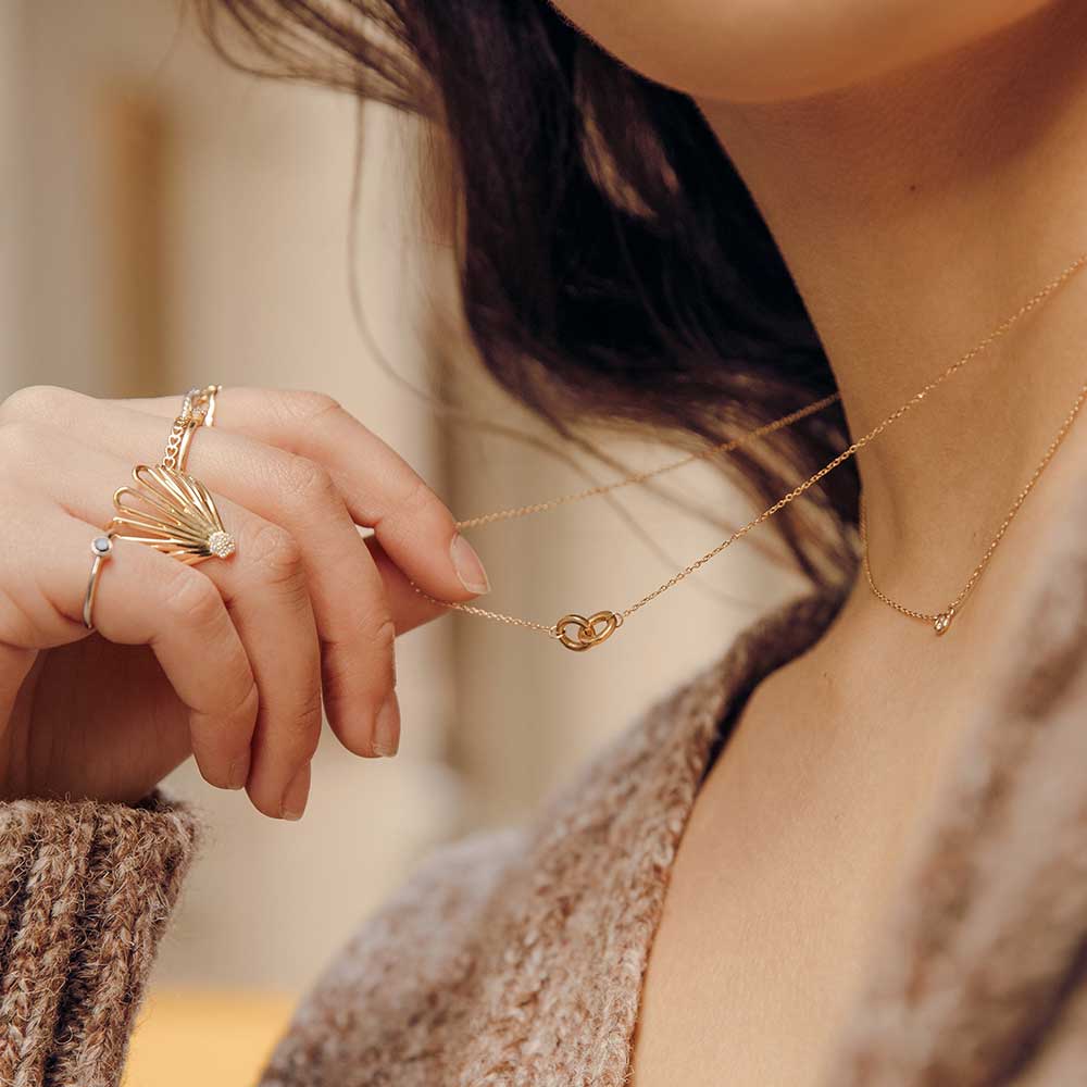 Connection Necklace
